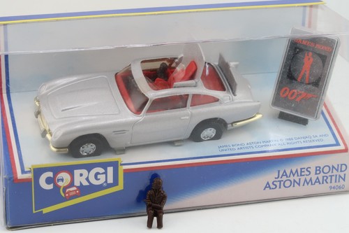 Corgi toys aston martin - toys,