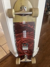 Globe Costa On Shore Low Tide