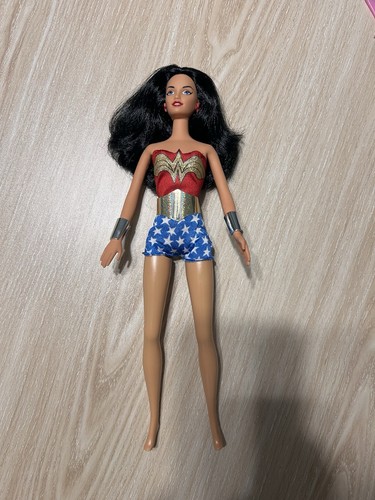 Barbie wonder woman 2003 - barbie,