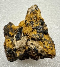 Magnetite su Matrice Limonite