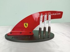 Espositore FERRARI Penne F1 WORLD CHAMPION Official Licensee ARTENA Italy Design