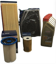 KIT TAGLIANDO 4 FILTRI BOSCH 5 LITRI CASTROL 5W30 VW TIGUAN 2.0 TDI 140 CV CFFB