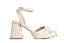 SANDALO IN PELLE CON