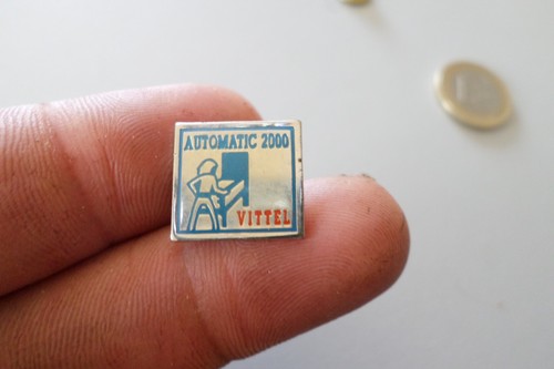 Badge pin broche vittel - pin, s