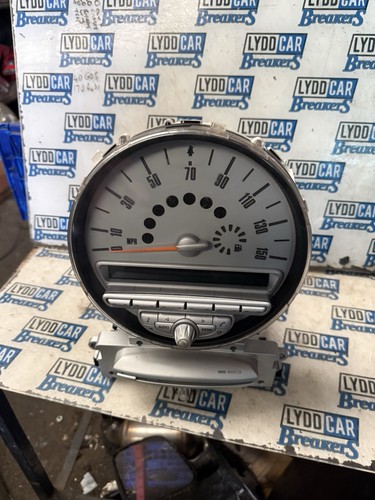 Mini cooper stereo radio boost