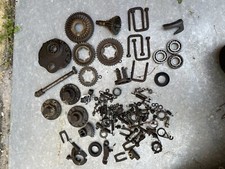 INNOCENTI LAMBRO 150 175 MINUTERIA INGRANAGGI CAMBIO VARI STAFFE MOTORE VITI ECC