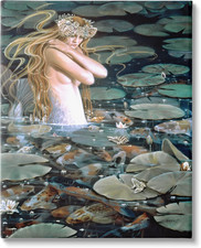 Sirena in laghetto Koi ninfee