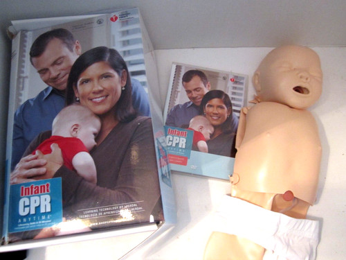 Aha neonato cpr - neonato, manichino