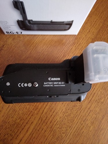 Battery grip canon - battery, bg-e7