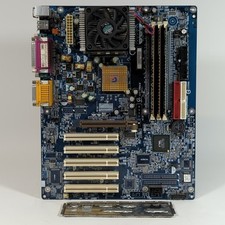 Gigabyte GA-7DXE socket 462 AGP scheda madre Athlon XP 1800+ 768 MB di RAM Windows 98