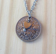 Collana con ciondolo a moneta