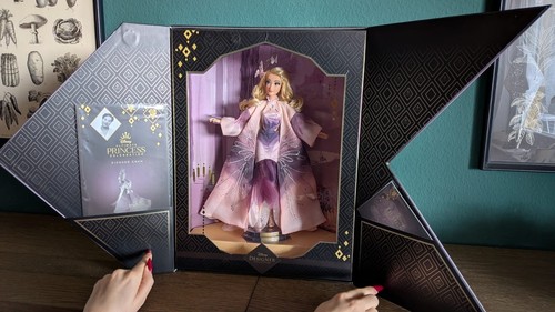 Bambola briar rose - /, aurora