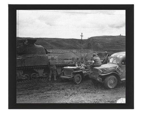 Wwii army radio - army,
