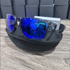 NEW Oakley Holbrook Sunglasses