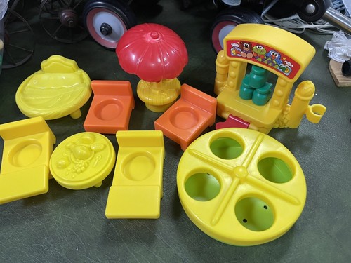 Fisher price little people - fisher,