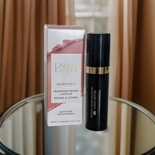 Rossetto opaco idratante a