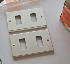 BTICINO MAGIC 2 Pezzi PLACCHE OXIDAL ALLUMINIO 2 posti - fori ORIGINALI NUOVE