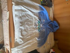 felpa kenzo, oversize bianco e azzurro tigre ricamata viola/verde acqua taglia L