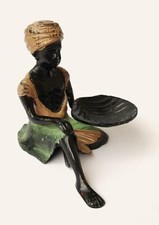 Sculpture orientaliste en bronze polychrome  , porte carte par Becara