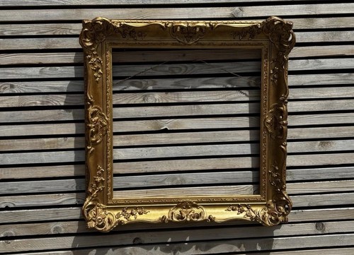 Splendida cornice oro stile