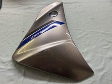 Carena destra B4T-F835V-00