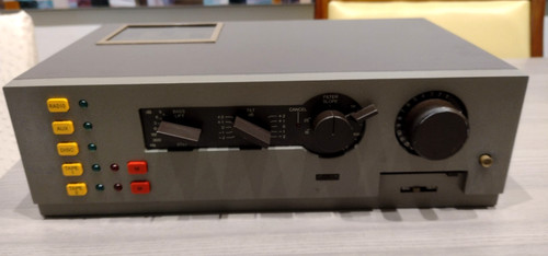 Preamplificatore quad usato - preamplificatore, 44