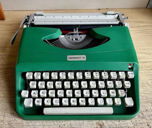 Macchina scrivere portatile - scrivere,