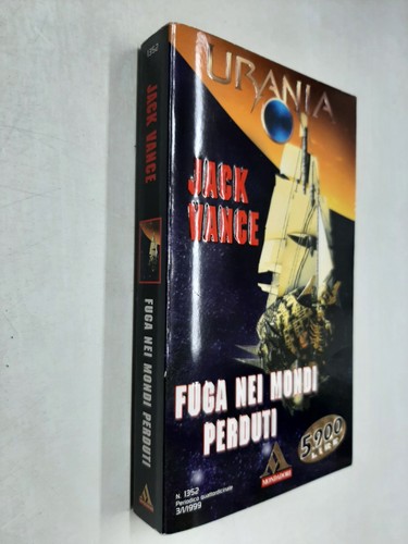 Urania 1352 fuga nei mondi - 1352,