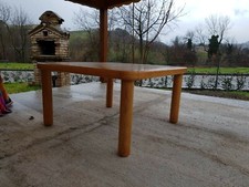 Tavolo Quadrato Legno Massiccio 