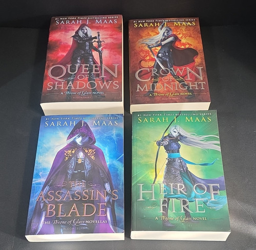 Sarah maas throne of glass - j.,