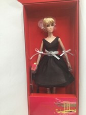 FASHION ROYALTY BEST DRAMA MONOGRAM 2009 IFDC FIRMATO DA JASON WU #93008 NRFB