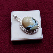 Bellissimo ciondolo turchese