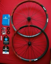 Reynolds Black Label 275 Trail Carbon Boost Set di ruote Industry 9 mozzi SRP £1800