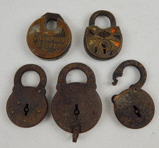 5 antichi lucchetti ottone