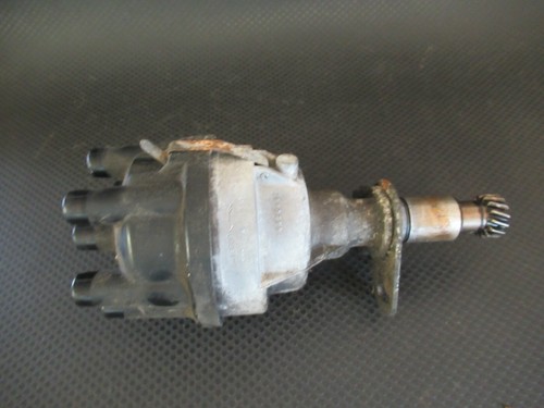 Distributore auto daimler - distributore,