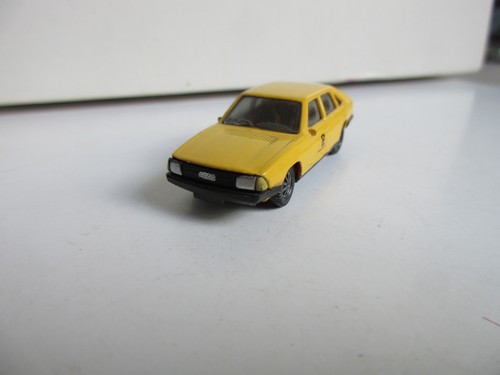 Herpa audi 100 - 1:87,