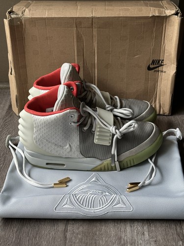 Nike air yeezy nrg pure - air,