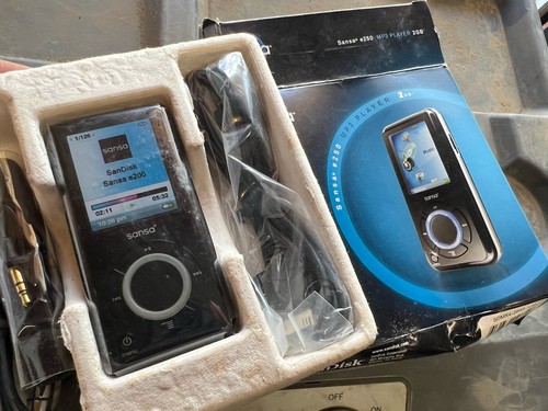Sandisk sansa e250 - sansa,