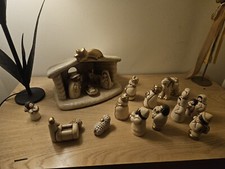 Sacra Famiglia Presepe giubileo Thun Completa Di 17 Statuine + Capanna