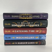 Hunger Games Trilogy Set Lot