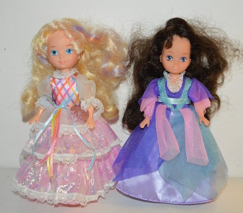 Lot poupées dame - poupées, boucleline