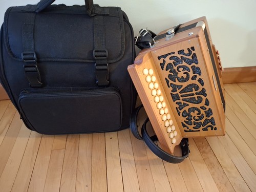 Mcneela irish 23 bottoni - irish,