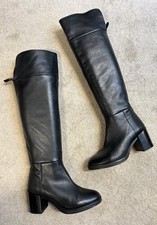 Stivali sopra il ginocchio