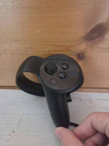 Oculus rift cv1 controller - oculus,