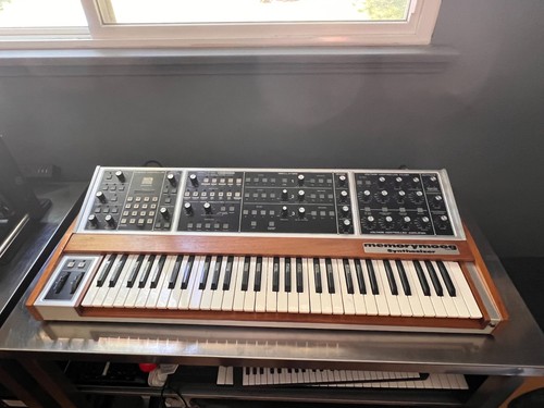 Moog memorymoog plus - moog,