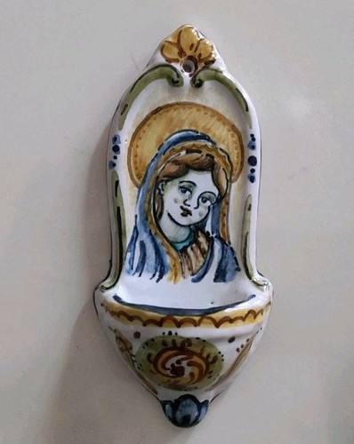 Acquasantiera bellissima con - acquasantiera,