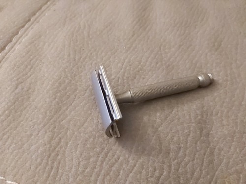 Vecchio rasoio gillette - rasoio,