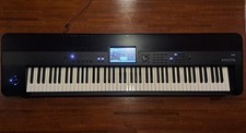 Tastiera musicale  Korg KROME 88 Music Workstation con custodia 