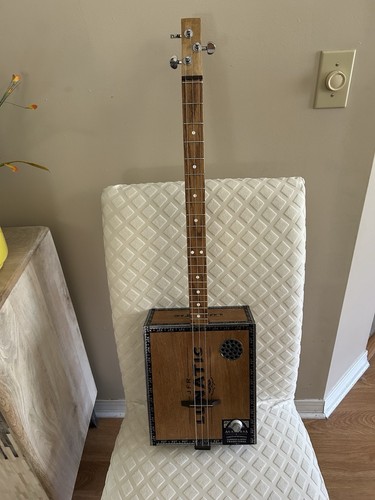 Cigar box chitarra - 3, corde