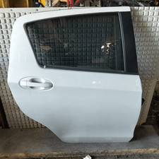 670030D190 Porta post. DX